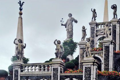Cherubs, Isola Bella