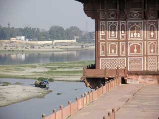Itmad ud daula1