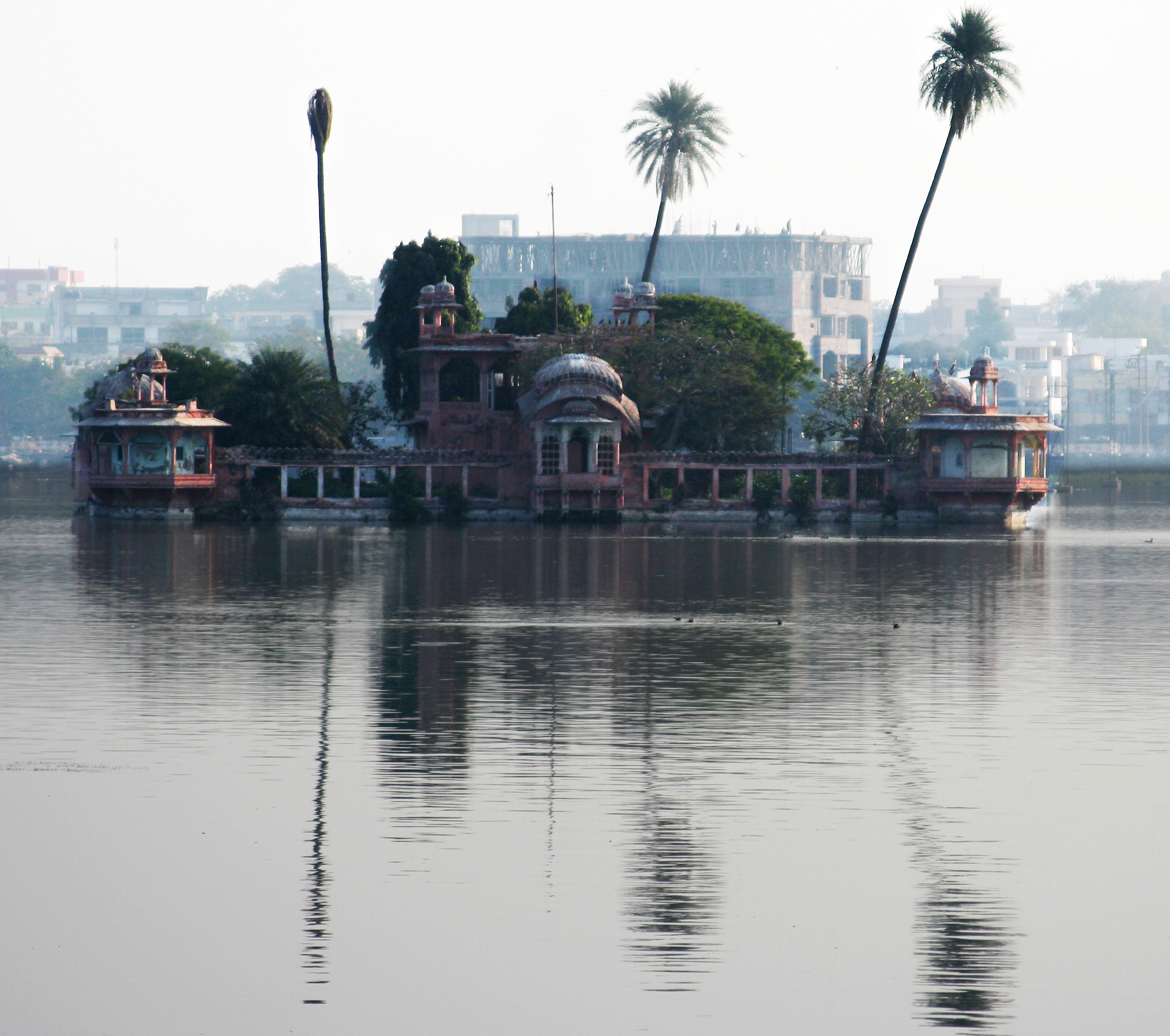 Jagmandir, Kota Gardenvisit.com