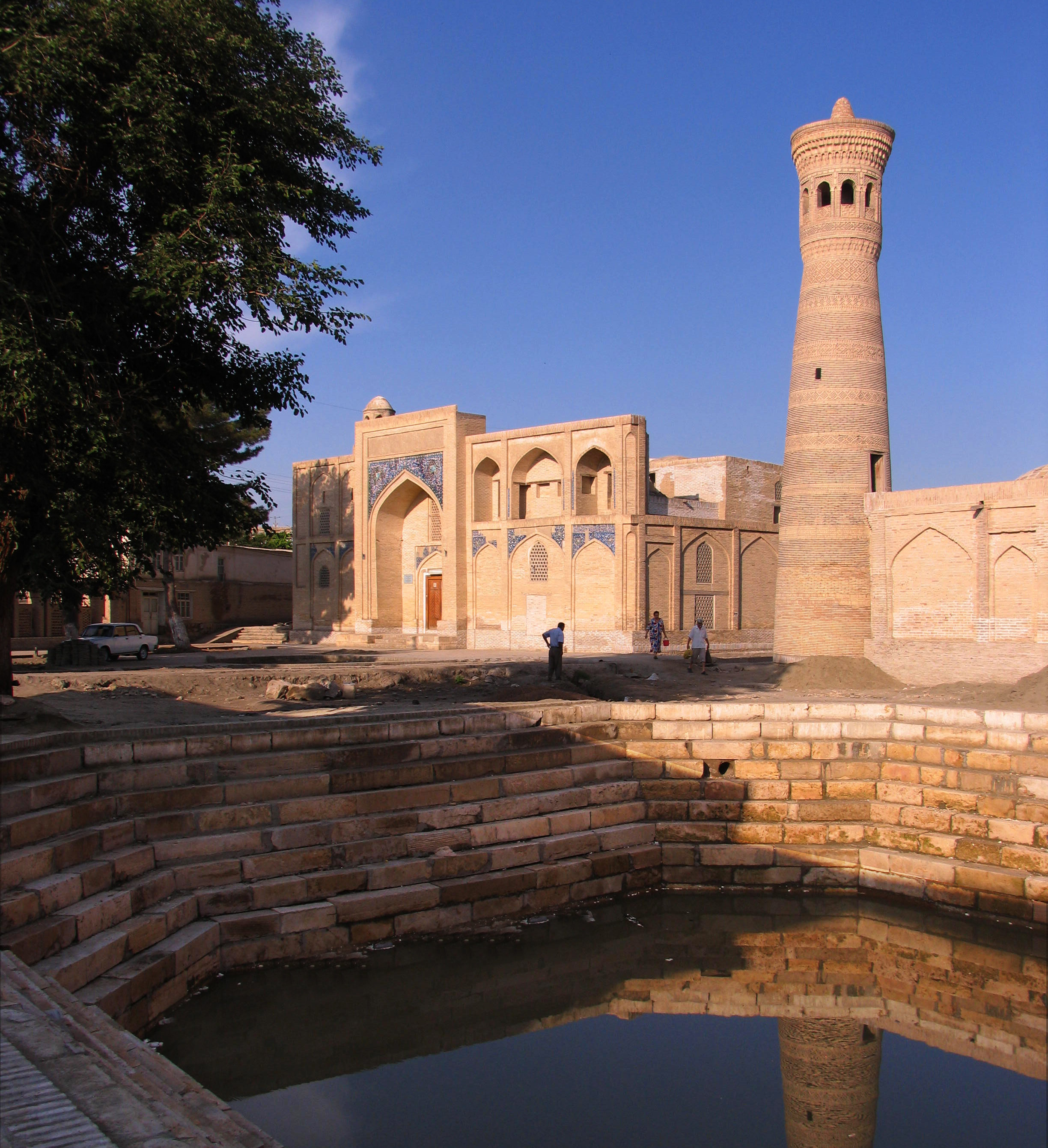 Kalon Mosque Gardenvisit.com