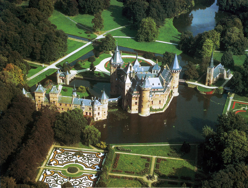 Aerial View of Kasteel de Haar