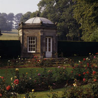 Kedleston hall garden