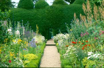 Kelmarshgarden2