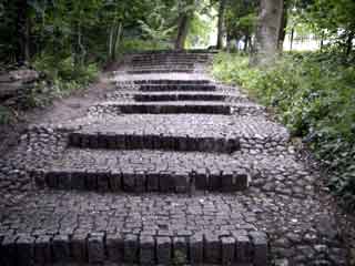 Kennedy memorial garden2