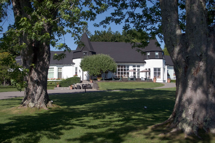 Cafe, Kingsbrae Garden