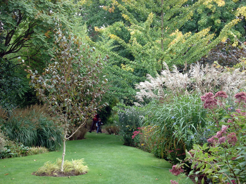 Knoll Gardens, Hampreston