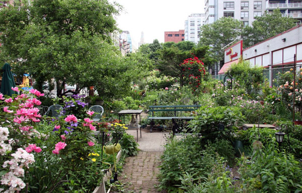 LaGuardia Corner Gardens, New York