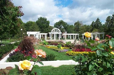 Lakeside Rose Gardens, Indiana