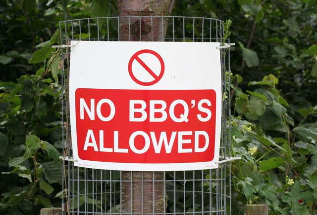 Landscape planning notice no bbq