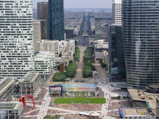 Landscape planning paris street