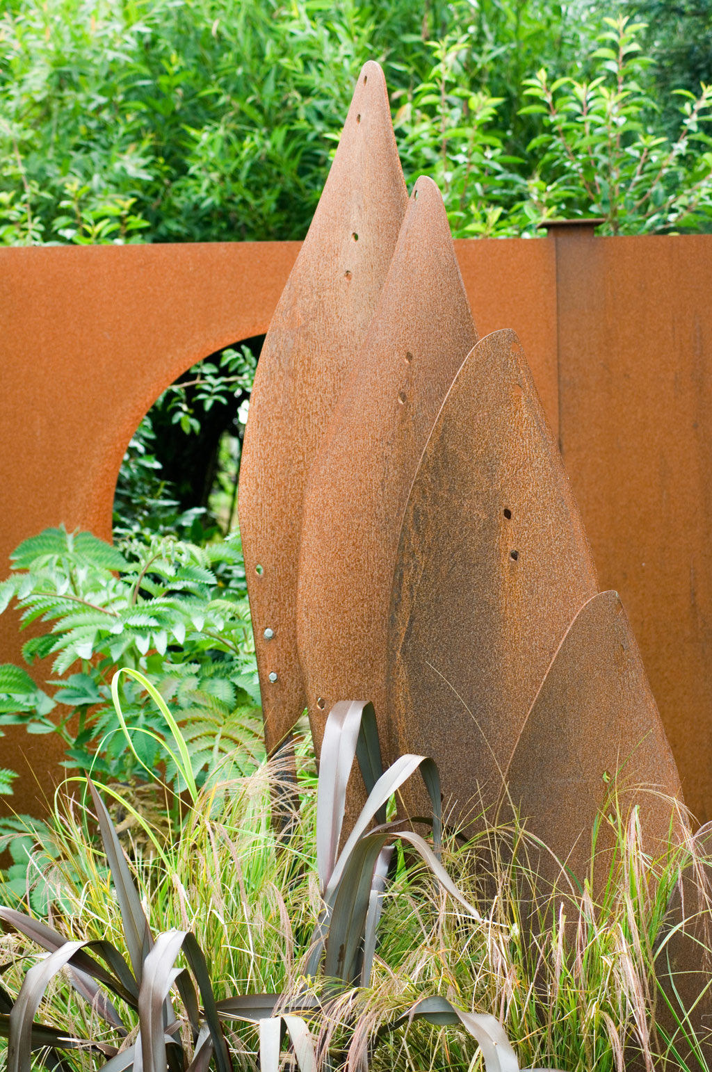 Rusty Plough Braset Sculpture, Lucy Redman School of Garden Design Garden
