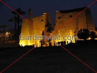 Floodlighting at Luxor Temple