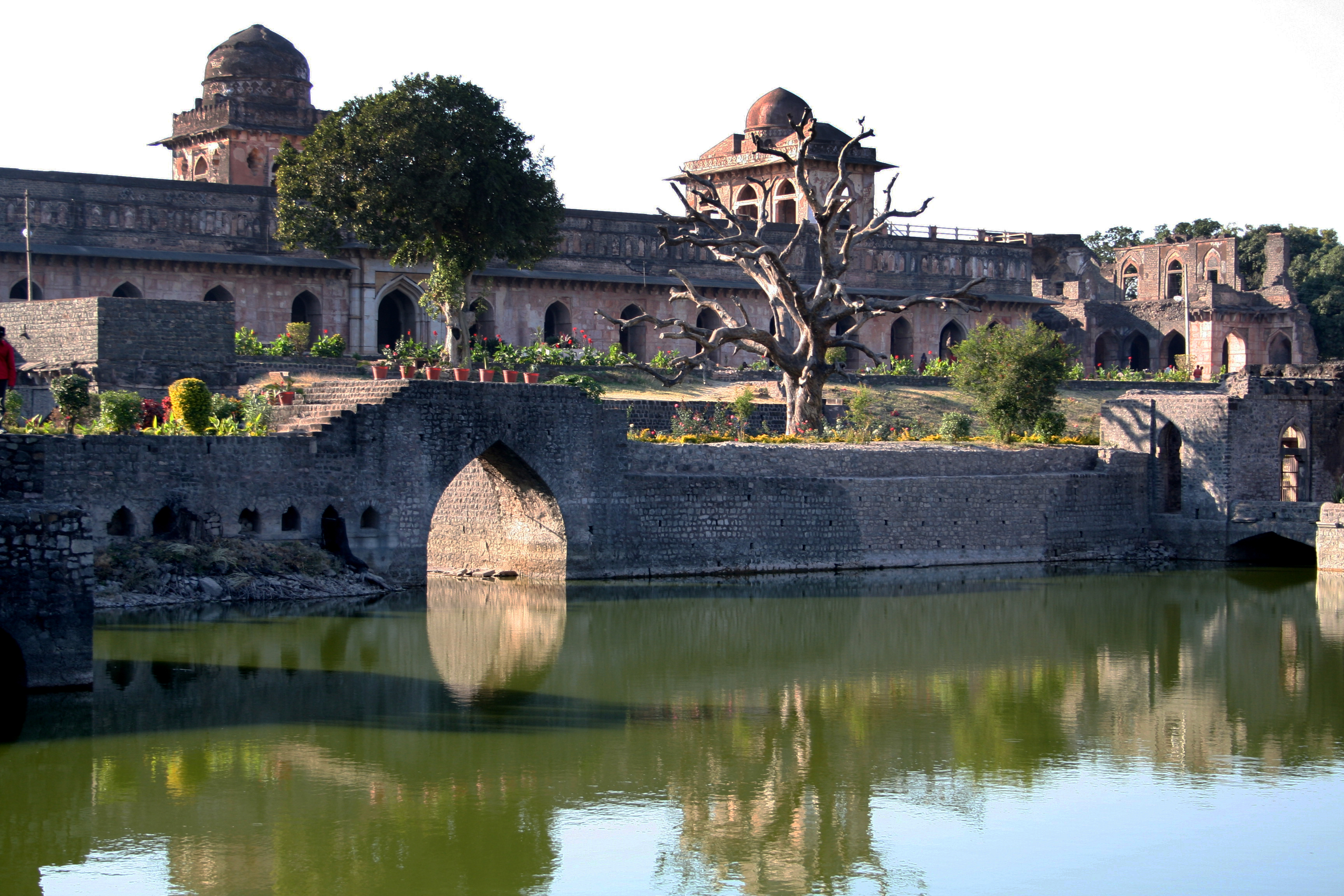 Mandu Ship Palace Gardenvisit.com