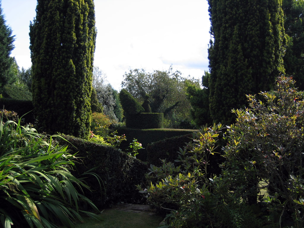 Topiary, Marle Place Garden