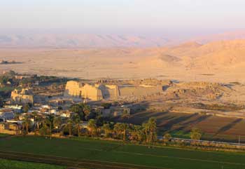 mortuary temple of Ramases III at Medinet Habu