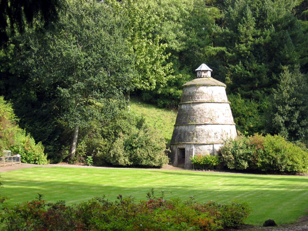 Mertoun Gardens in Summer