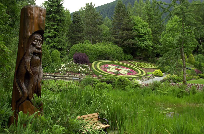 Lake Garden, Minter Gardens
