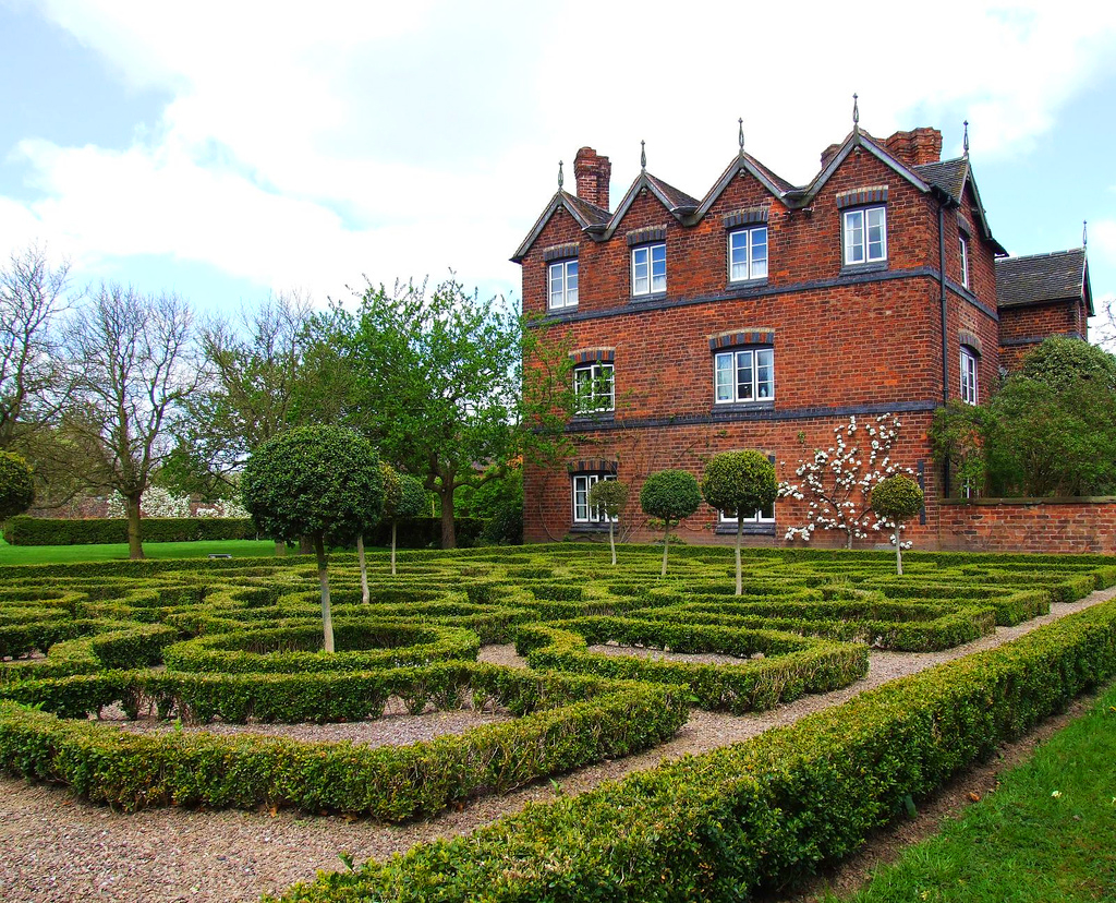Moseley Old Hall Garden Merv Williams
