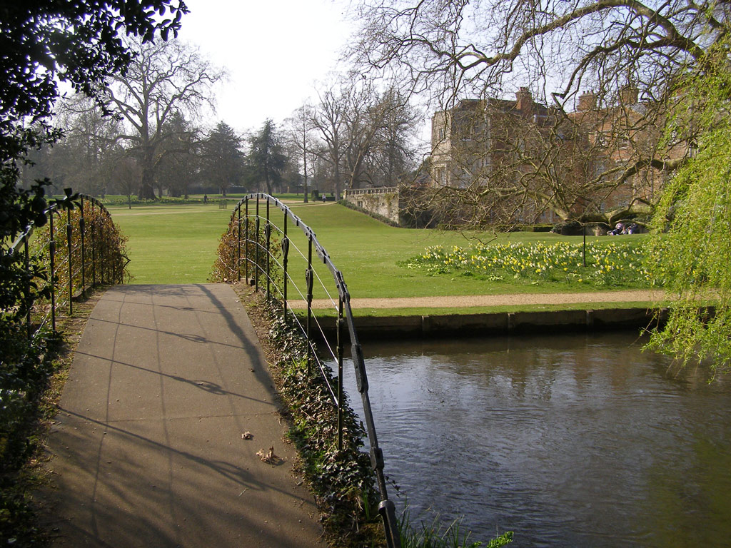 Mottisfont Abbey Garden, Spring 2009