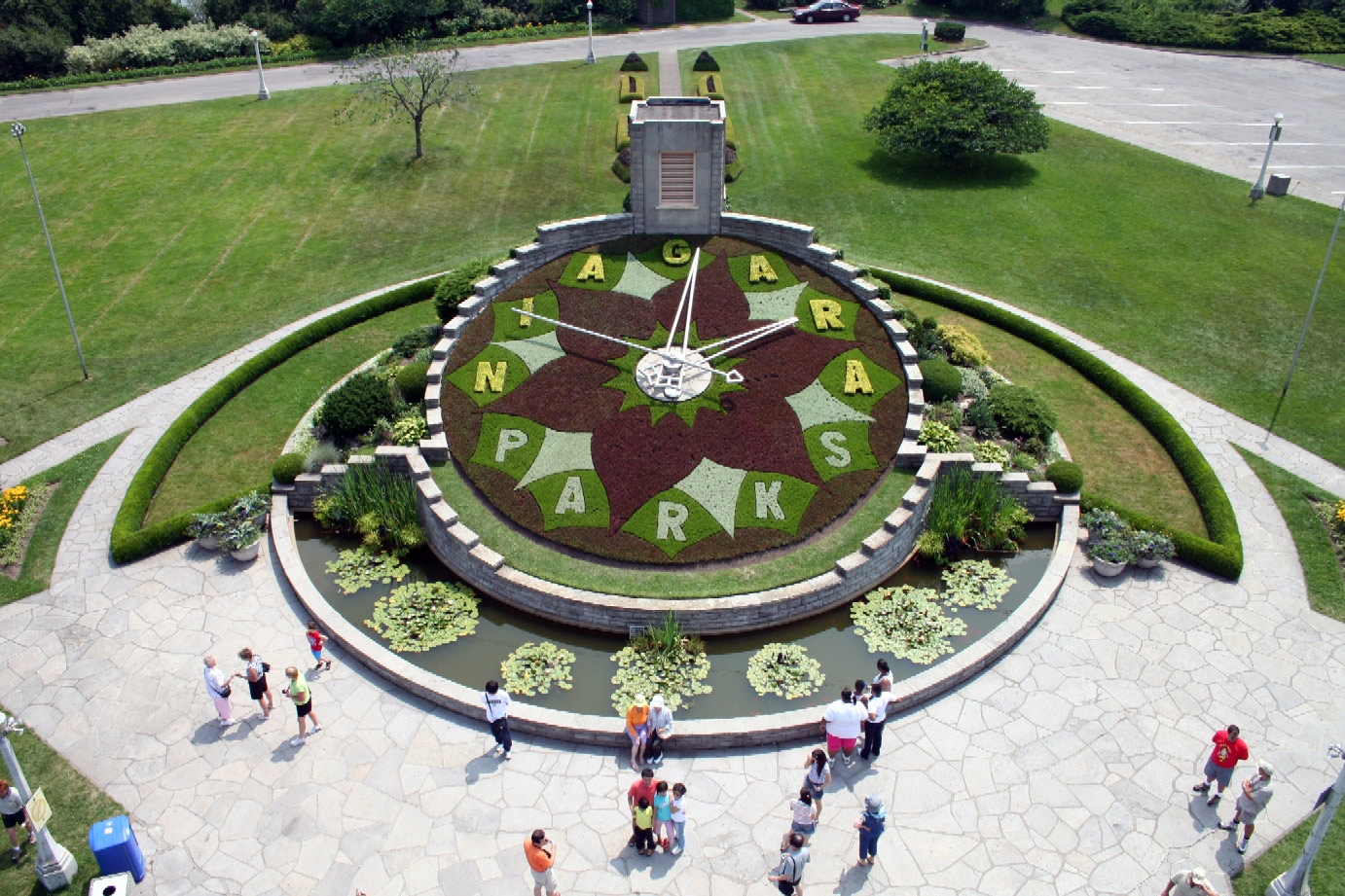 Summer 2006, Niagara Parks Floral Clock