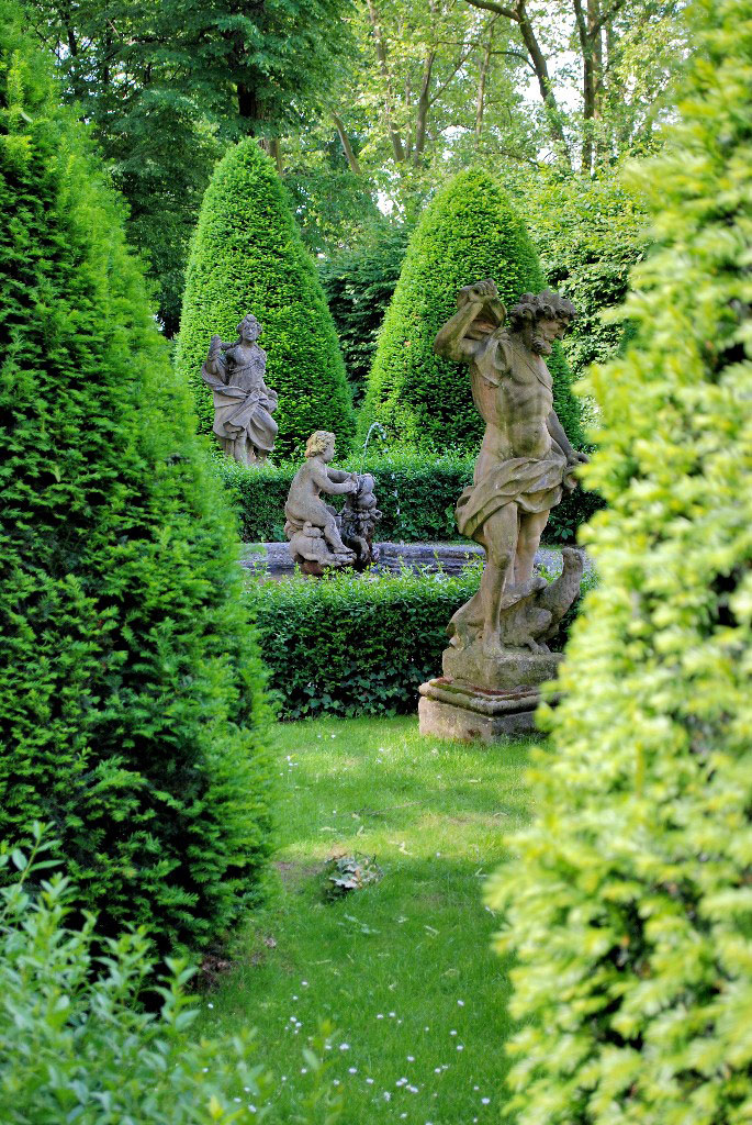 Statues, Nürnberg Barockgarten
