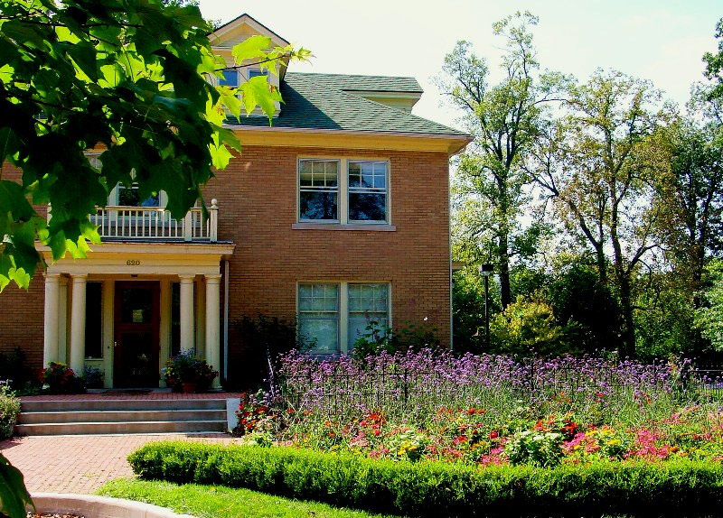 Oakhurst Gardens, Muncie