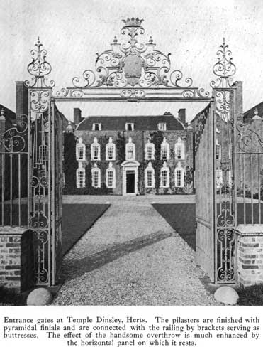 Ornament aldermaston iron gates l