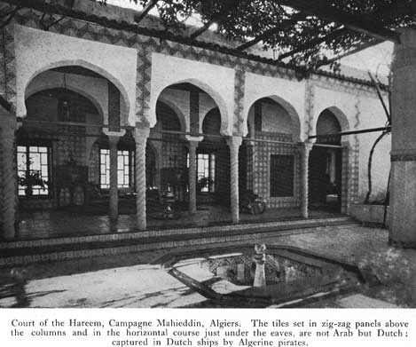 Ornament algerian harem court p
