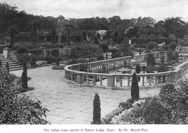 Ornament easton lodge water garden l