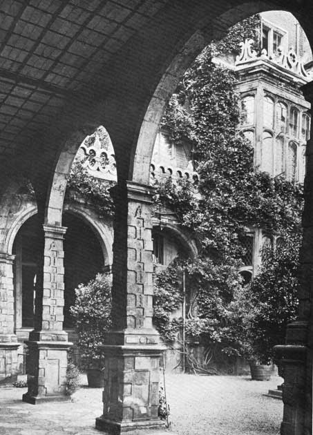 Ornament holland park loggia p