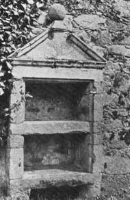 Ornament stone bee hive p