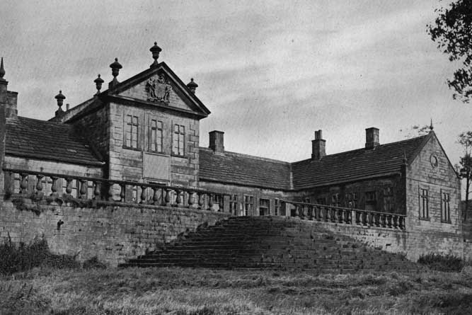 Ornament stoneyhurst college balustrade l