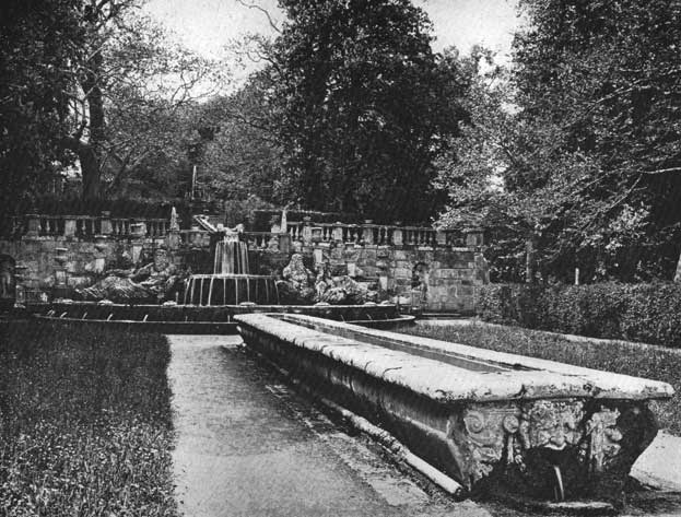 Ornament villa lante water table l