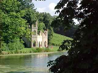 Painshill park1