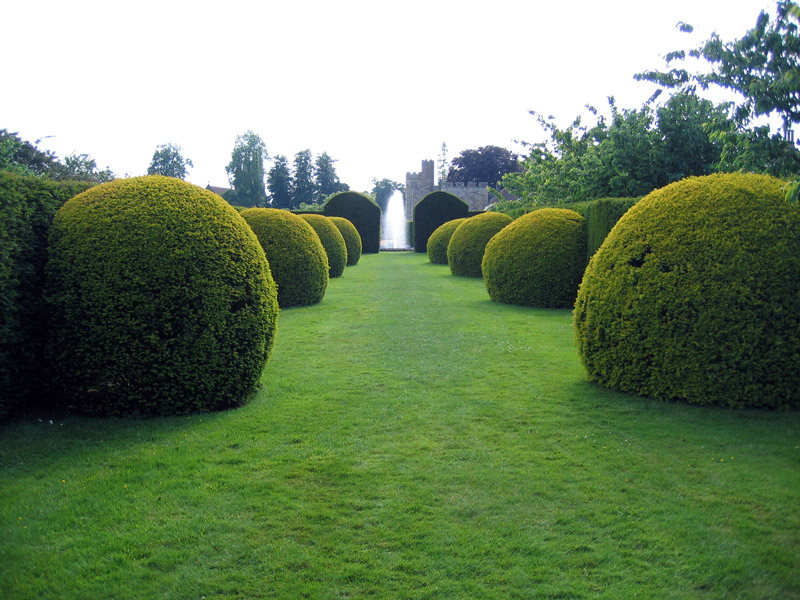 Penshurst Place Garden, Summer
