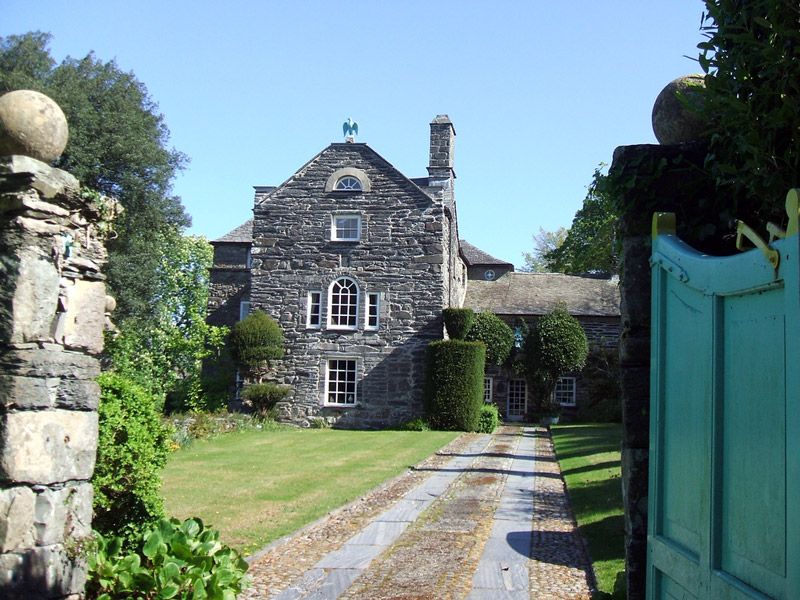 Plas Brondanw Gardens, Gwynedd