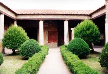 Pompeii garden1