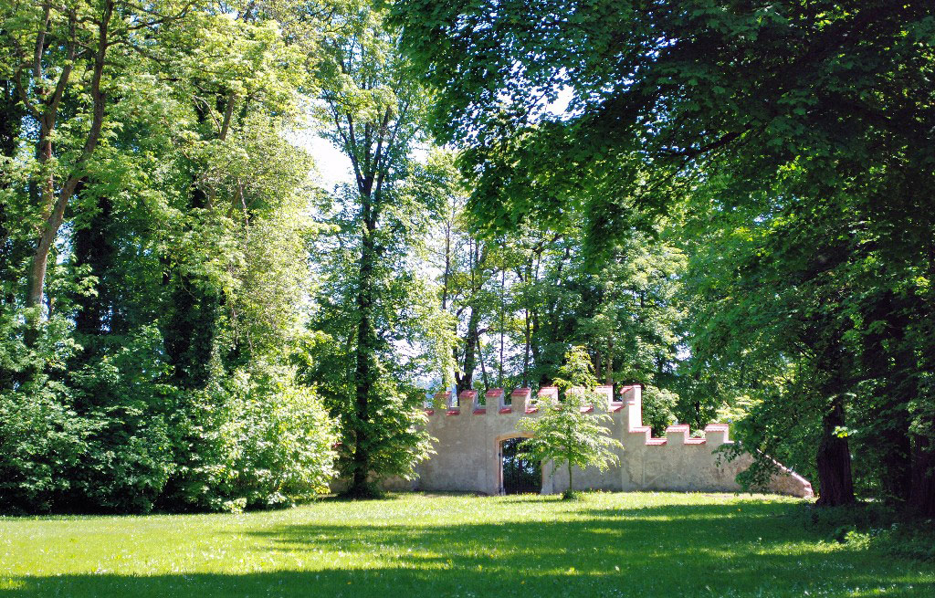 Possenhofen Schlosspark, Germany