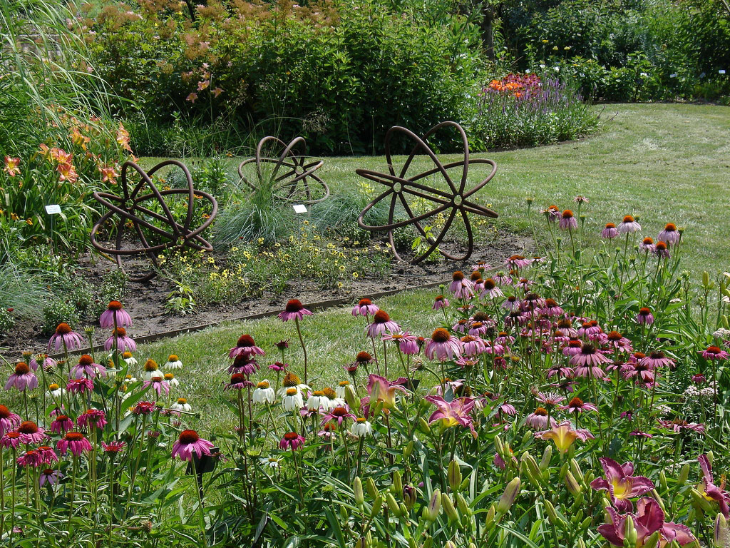 Powell Gardens