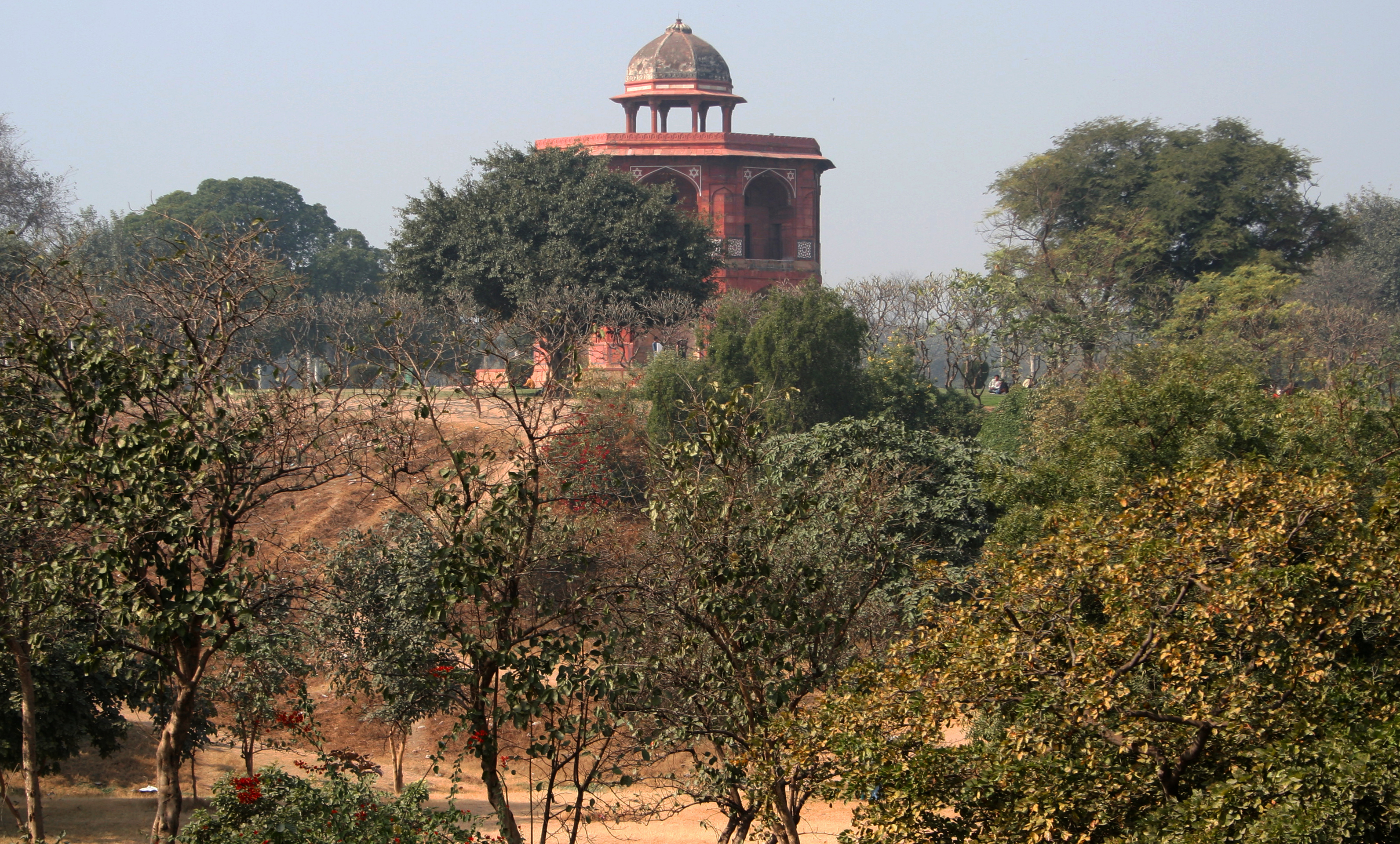 Purana Qila (Old Fort) Gardenvisit.com