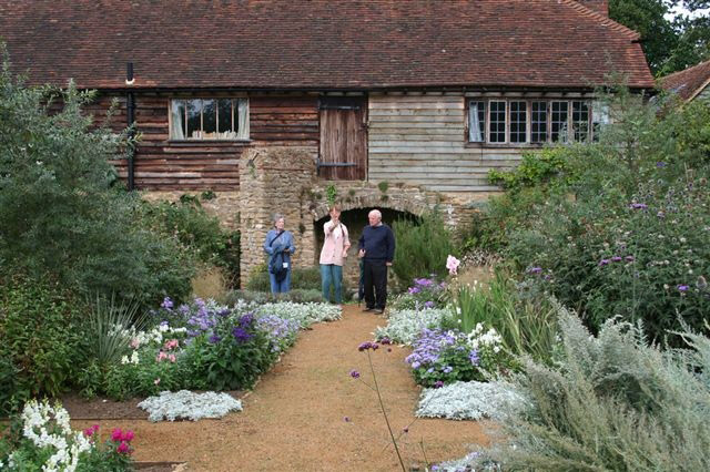 Quadrange, Surrey