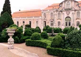Quelez garden1