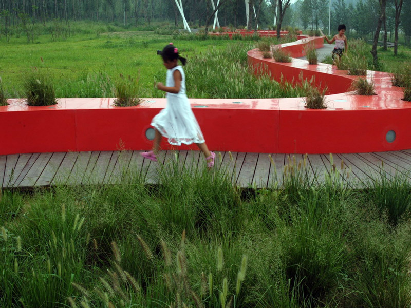 Tanghe River Park Red Ribbon, China