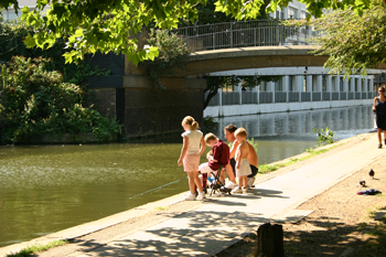 Canal Way Parks British Waterways