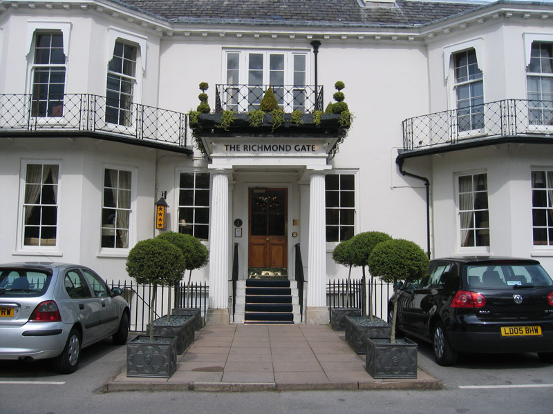Richmond Gate Hotel