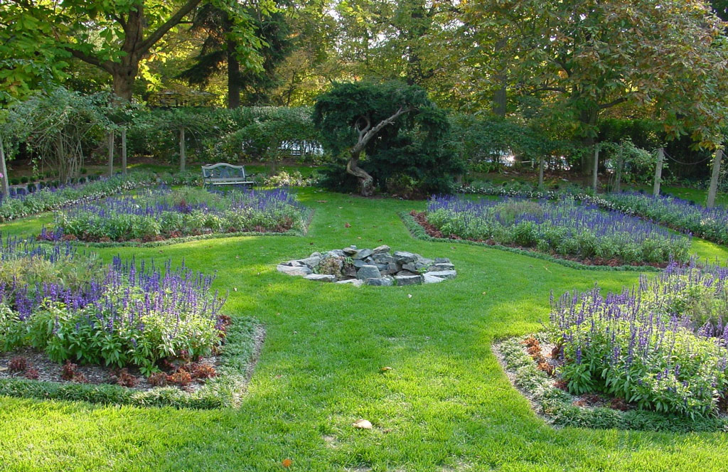 Rockwood Garden