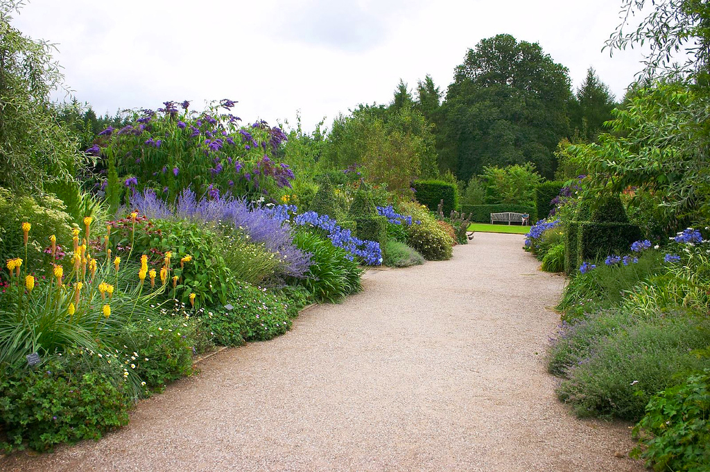 Rosemoor RHS Garden Kit Logan