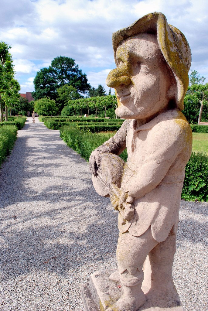 Dwarf Statue, Schloss Neunhof