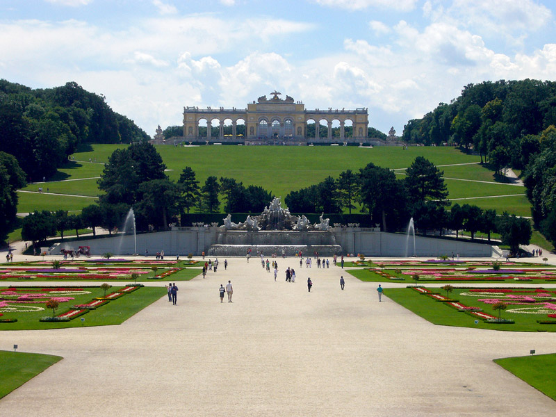 Schonbrunn Palace Garden, Vienna