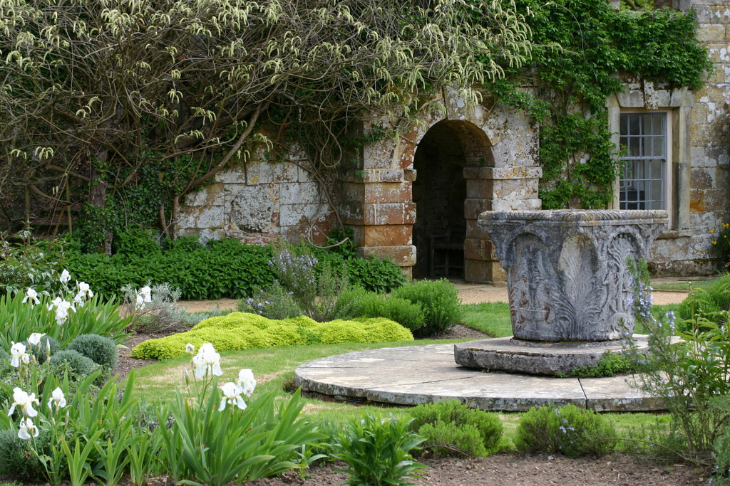 Scotney Castle Garden, Kent